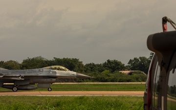Air Mobility. Some assembly required: Washington National guard soldiers work to prepare Blackhawks for flight.
