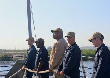 USS St. Louis Daily Operations