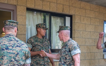 CMC visits 1st Bn., 5th Marines barracks at Camp Pendleton