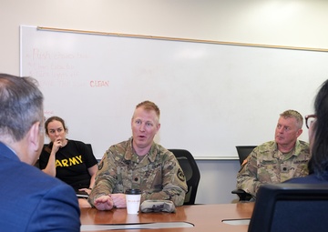 BUMED-N2 Staffers visit NAMRU San Antonio