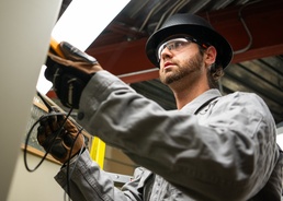 Reservist’s dual-career path illuminates skills, leadership