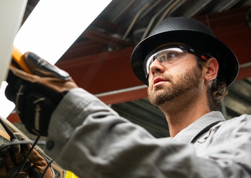 Reservist’s dual-career path illuminates skills, leadership