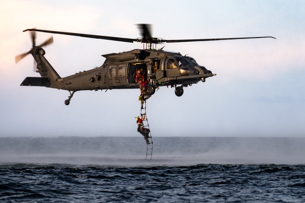 41 RQS, 38 RQS conduct water rescue training