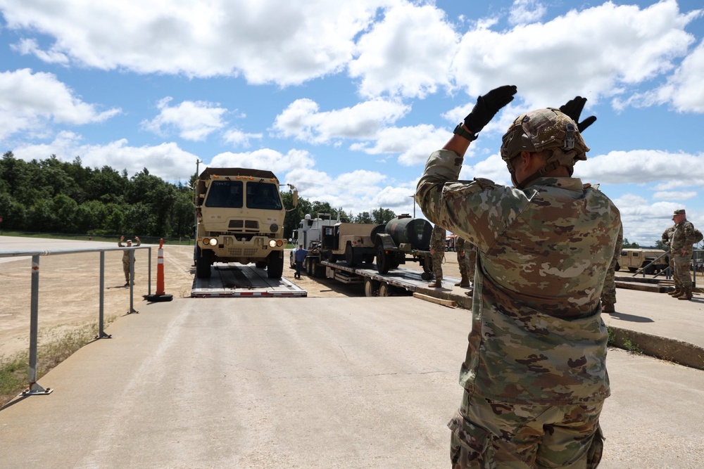 OC/T Helps Unload Vehicles for Exercise