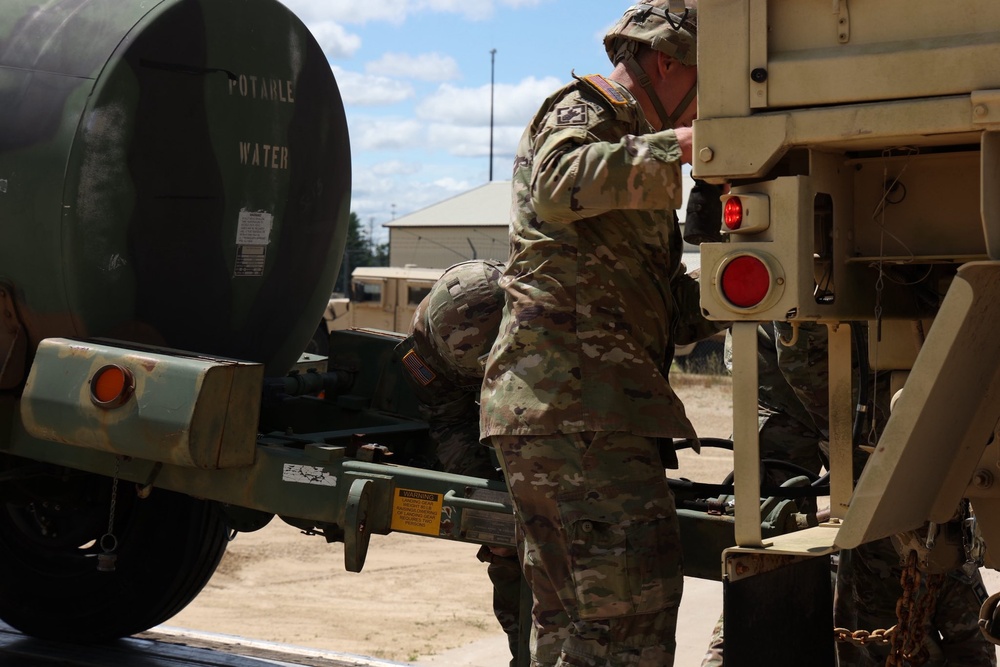 OC/T Helps Unload Vehicles for Exercise