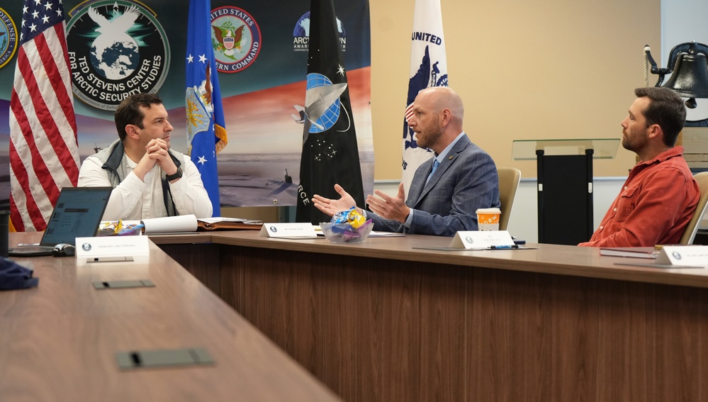 Senate defense policy advisor visits TSC