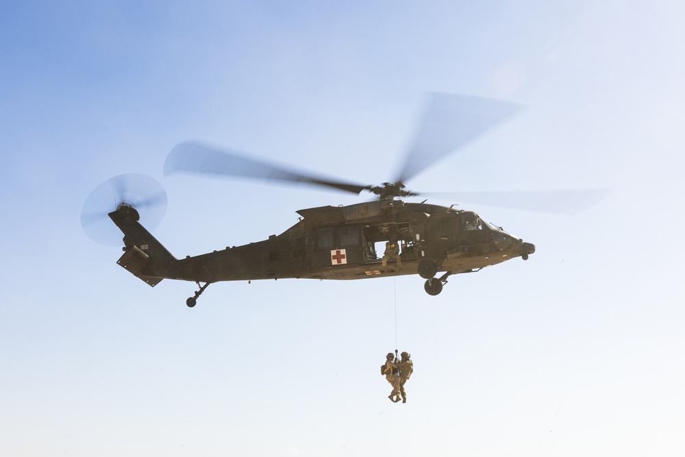 JTF-SB Marines and Sailors conduct joint casualty evacuation training with JTF-SB Soldiers
