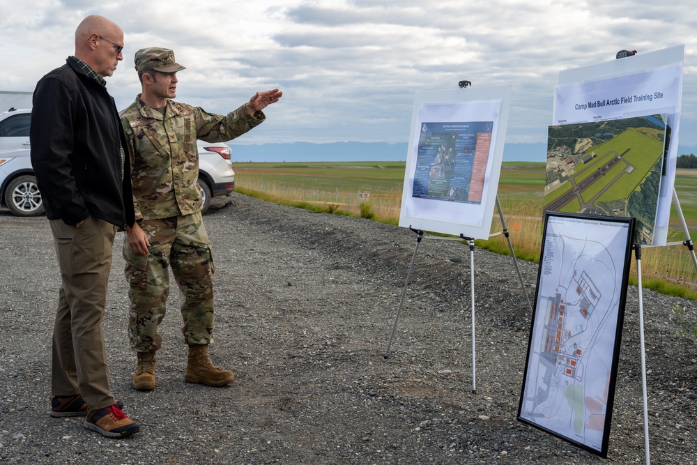 Hon. Dale Marks tours JBER