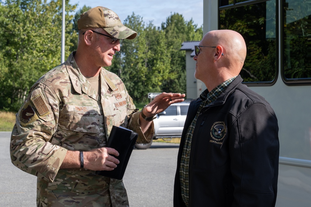 Hon. Dale Marks tours JBER