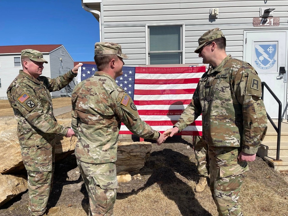 OC/T Reenlists at Fort McCoy