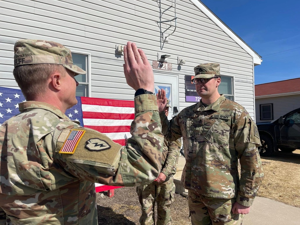 OC/T Reenlists at Fort McCoy