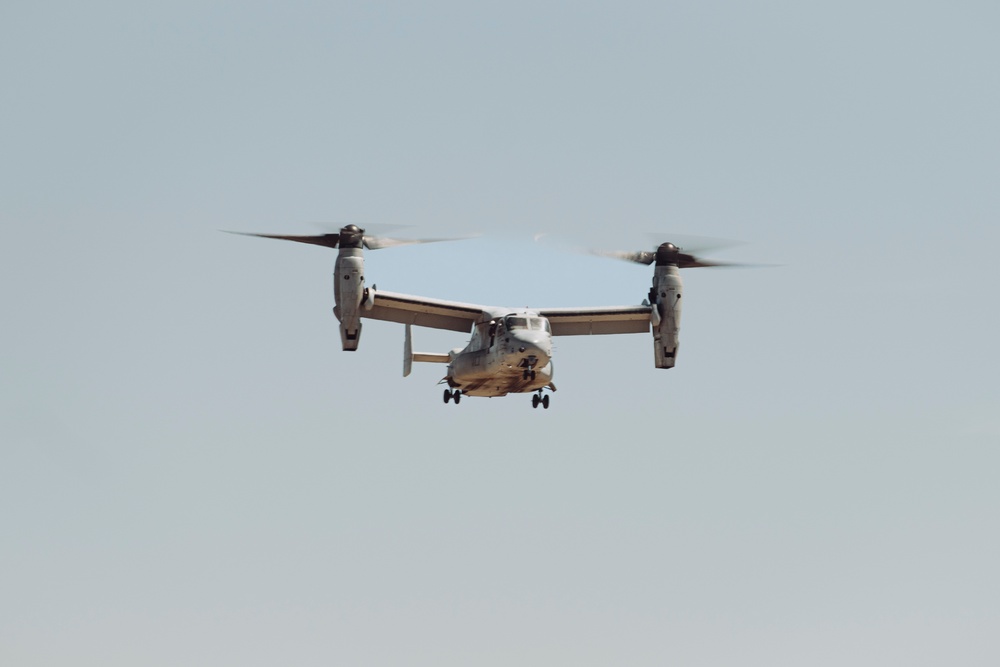 15th MEU Loads Humanitarian Aid at Staff Planning Exercise