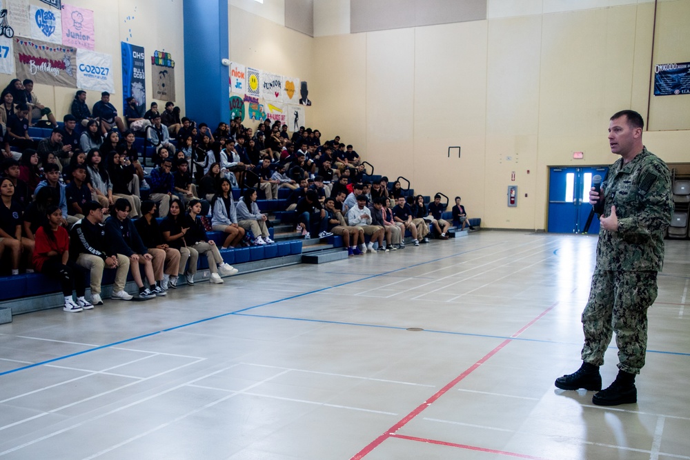 George Washington Sailors Conduct Community Relations Event