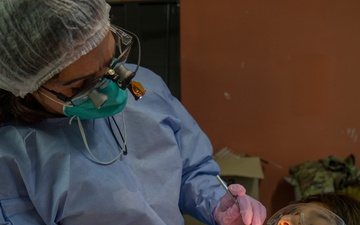 Air Force delivers first dental care to Tarumandy