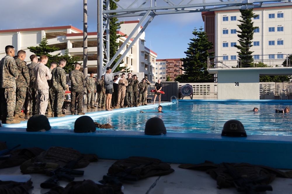 3d Intelligence Battalion hosts swim qualification for III MIG