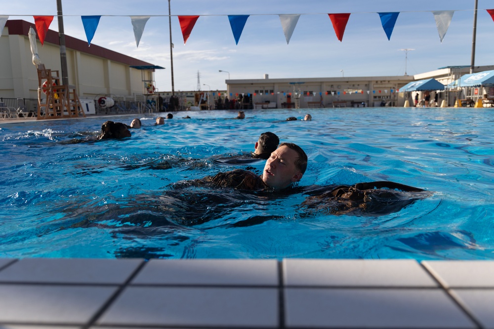 3d Intelligence Battalion hosts swim qualification for III MIG
