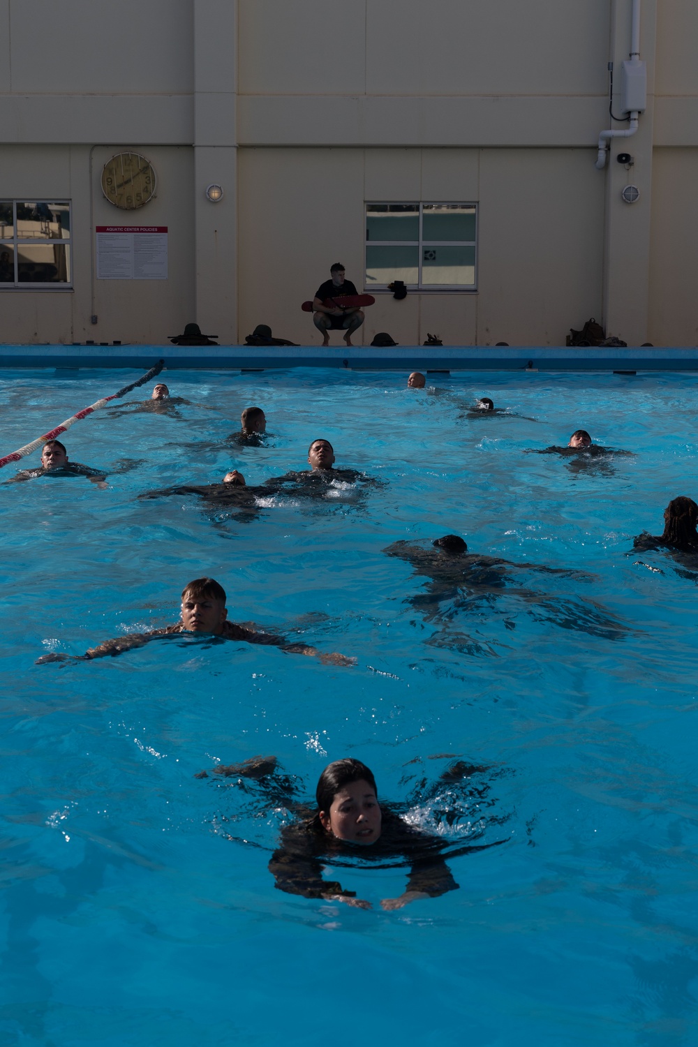3d Intelligence Battalion hosts swim qualification for III MIG