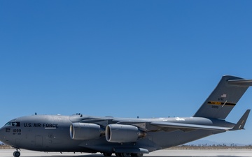 Pittsburgh AFRC C-17 crews practice lakebed landings at Edwards AFB