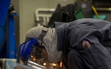USS Gerald R. Ford (CVN 78) Sailor Refurbishes Space