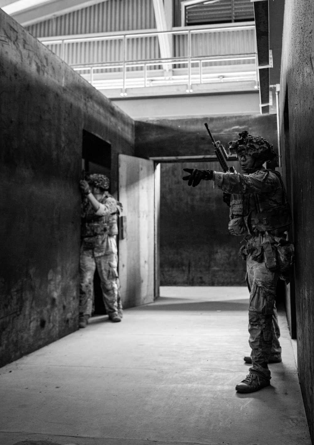 Clear! U.S. Soldiers Conduct Shoot House Training