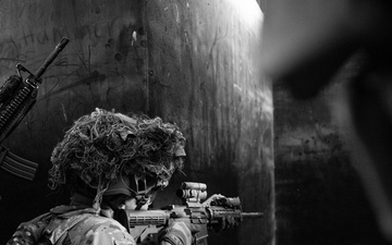 Clear! U.S. Soldiers Conduct Shoot House Training