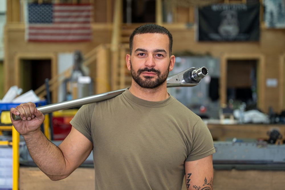 Backbone of 378th EMXS: Weapons backshop