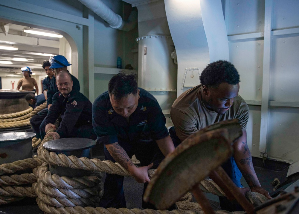 George Washington Sailors Conduct Sea-and-Anchor Evolution