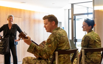 86 AW Leadership hosts Kaiserslautern Lord Mayor during initial base immersion