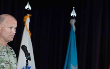 Cox Relinquishes Command of Army Counterintelligence to Stinchon