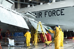 Offutt soaps up Rivet Joint for safety