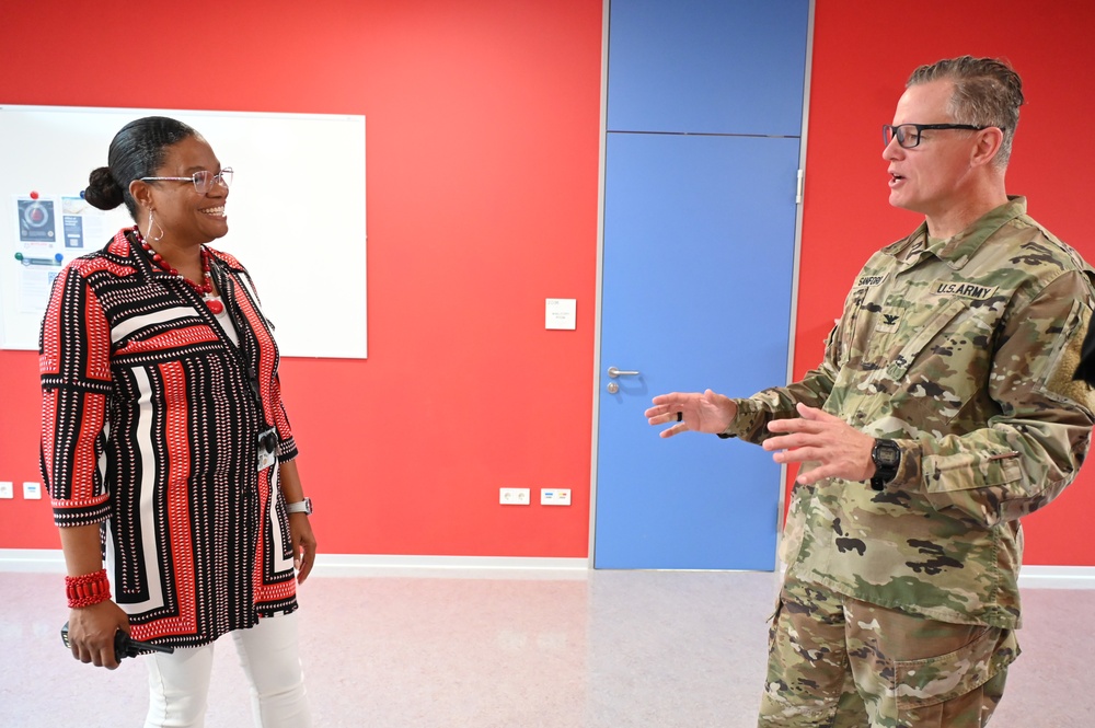 USAG Stuttgart’s Patch Elementary School, PTA host German schultüte ceremony