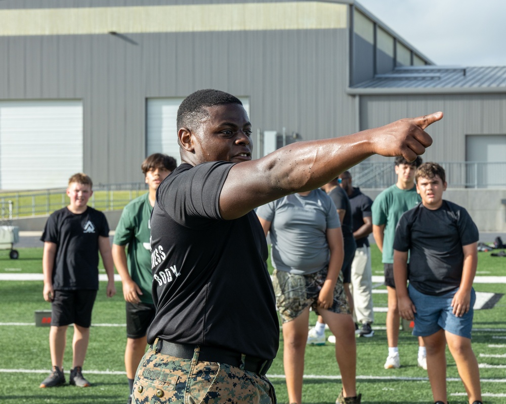 Recruiting Sub-Station Round Rock visits Taylor High School