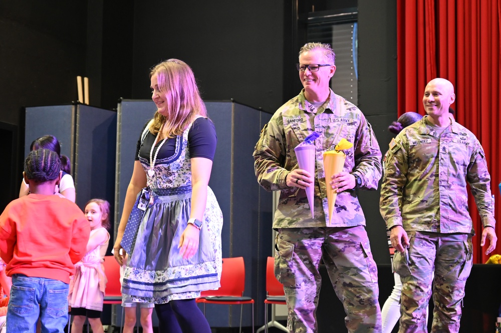 USAG Stuttgart’s Patch Elementary School, PTA host German schultüte ceremony