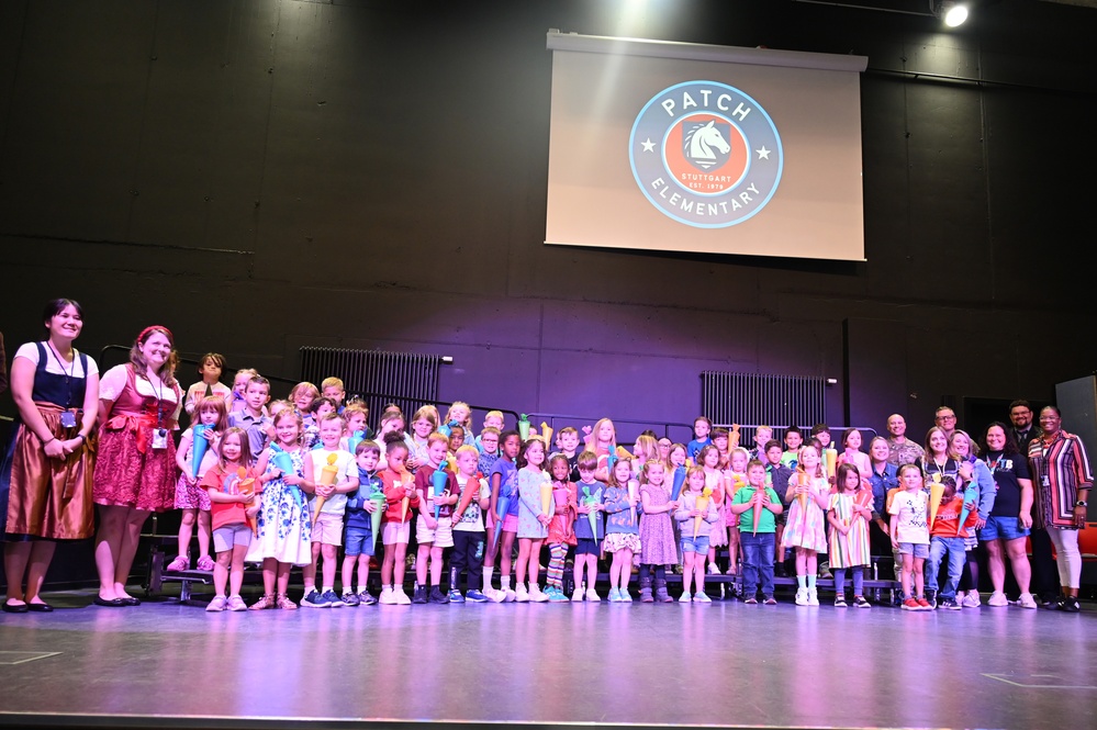 USAG Stuttgart’s Patch Elementary School, PTA host German schultüte ceremony