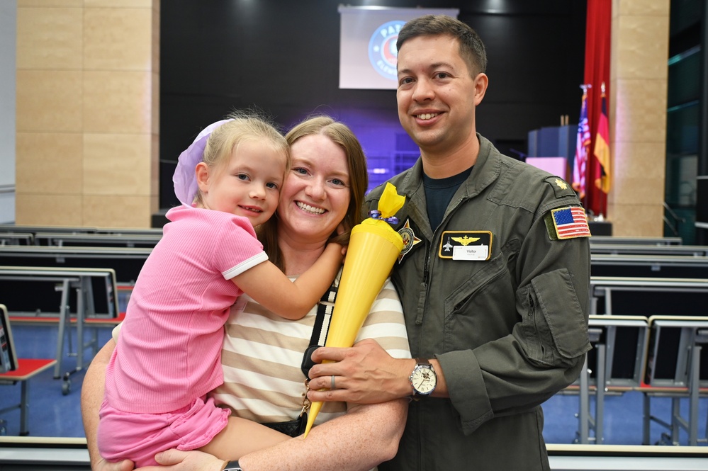 USAG Stuttgart’s Patch Elementary School, PTA host German schultüte ceremony