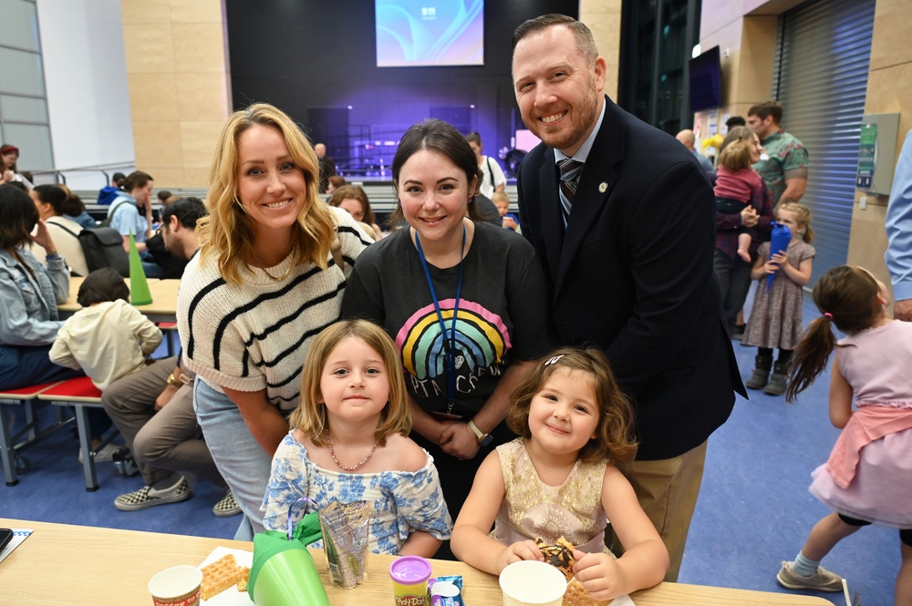 USAG Stuttgart’s Patch Elementary School, PTA host German schultüte ceremony