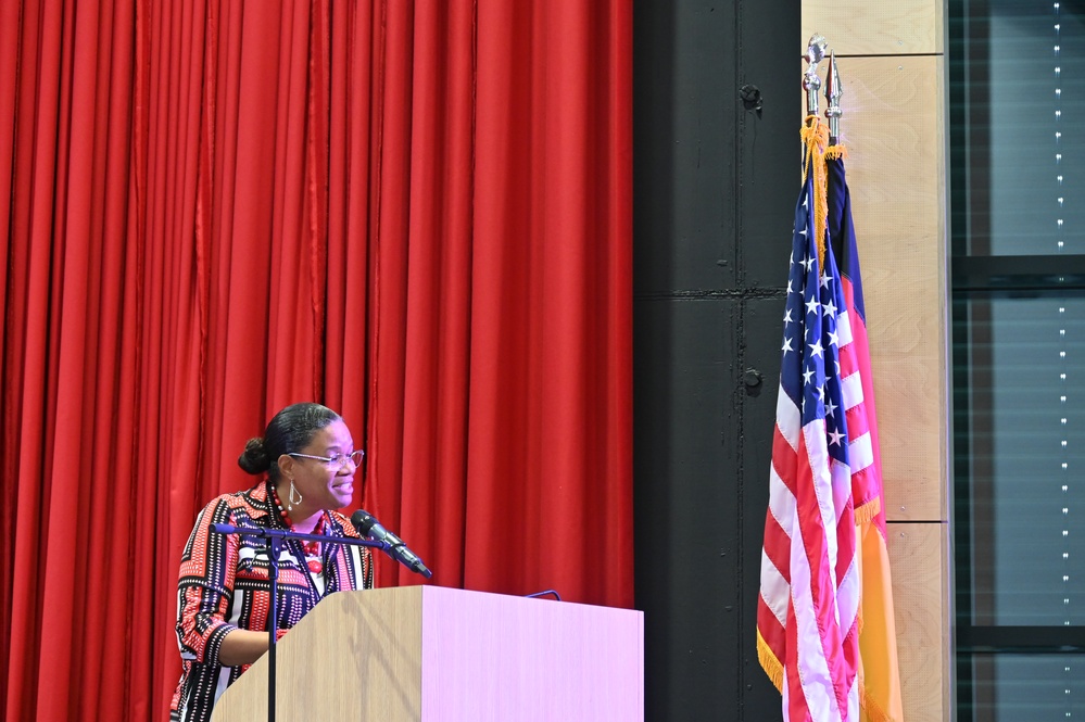 USAG Stuttgart’s Patch Elementary School, PTA host German schultüte ceremony