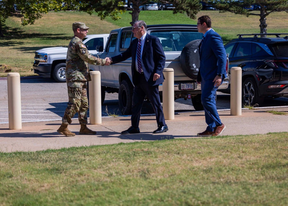 Chief of Staff of the Army visits Fort Sill