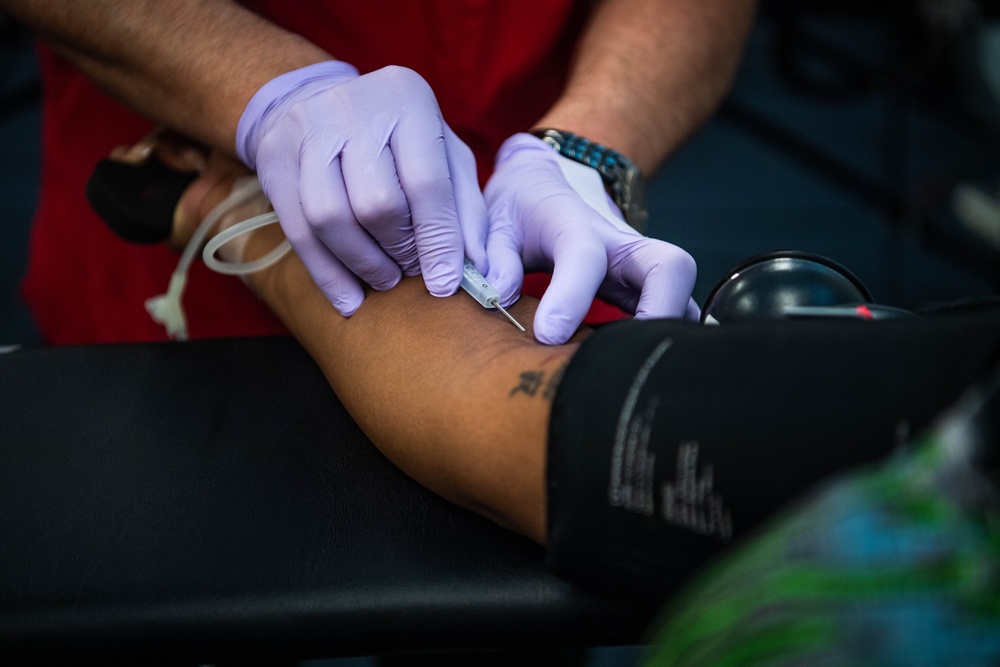 USS Ronald Reagan (CVN 76) Sailor Donates Blood