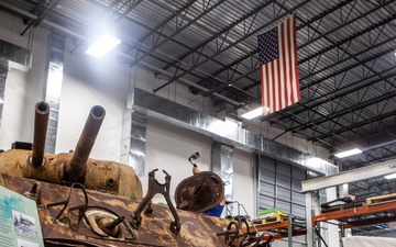 Marine Corps Veteran tank operator reunited with his tank decades later