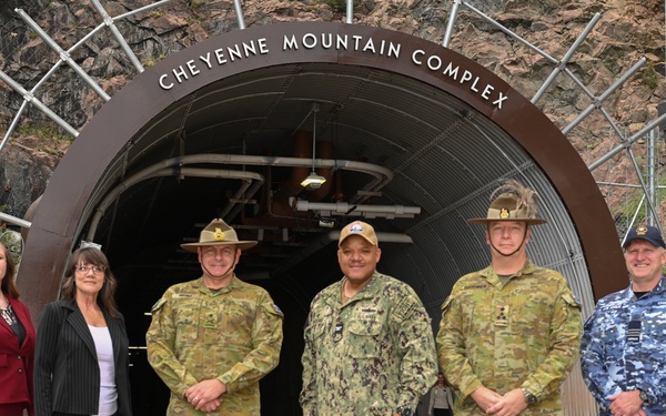 AUS Defense Force Space Commander receives missile warning operations immersion