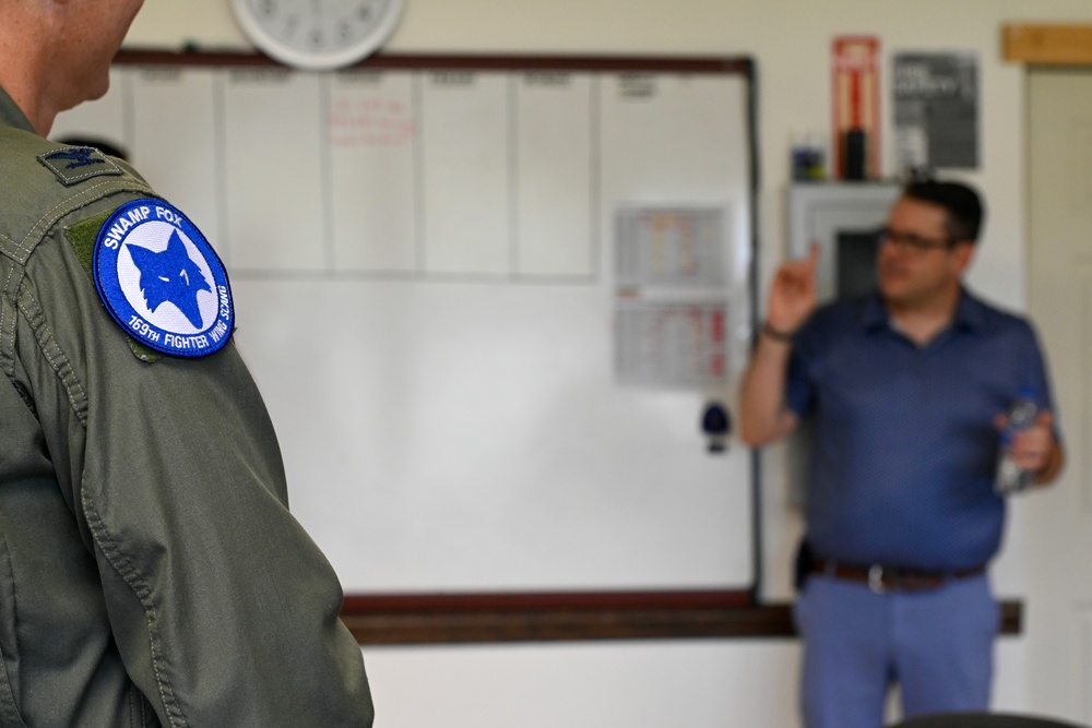 Sen. Jeff Zell visits McEntire Joint National Guard Base