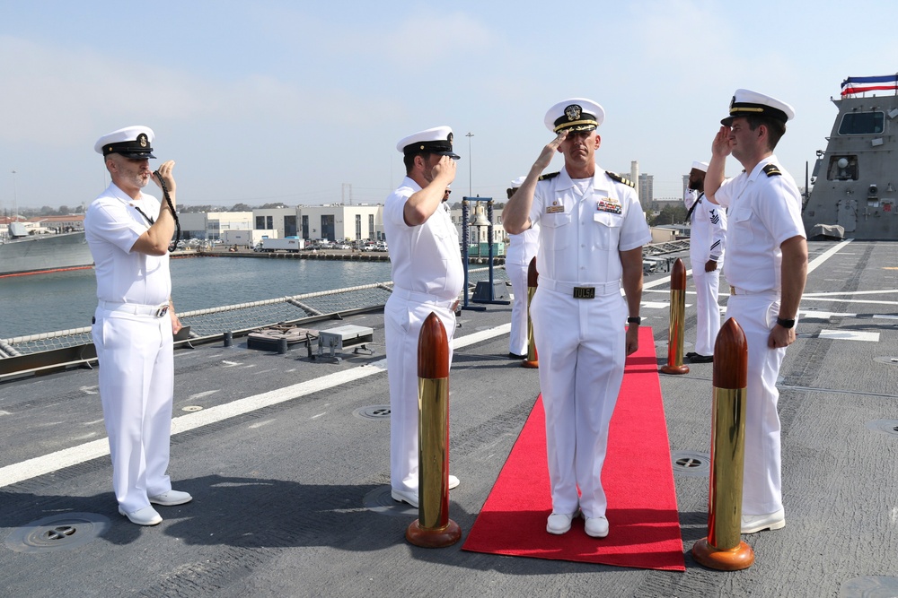 USS Tulsa (LCS 16) Gold Crew Conducts Change of Command