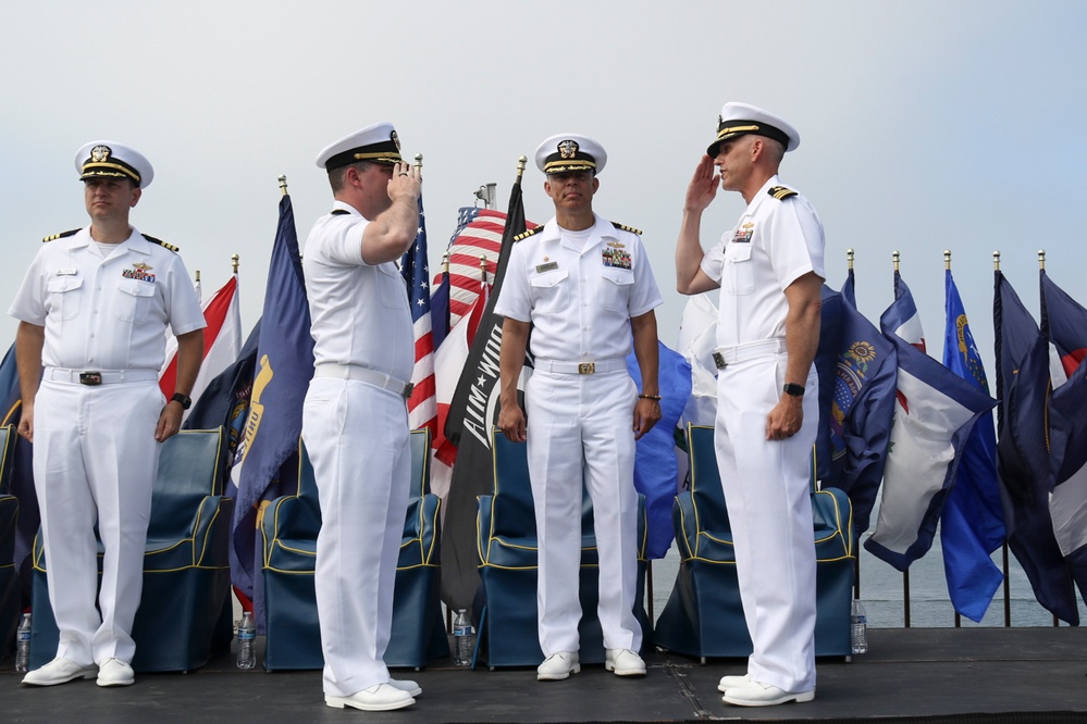 USS Tulsa (LCS 16) Gold Crew Conducts Change of Command