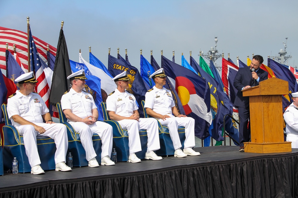 USS Tulsa (LCS 16) Gold Crew Conducts Change of Command