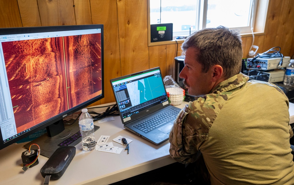 ExMCM Company 9-1 deploys unmanned underwater vehicle during Arctic Edge 2025