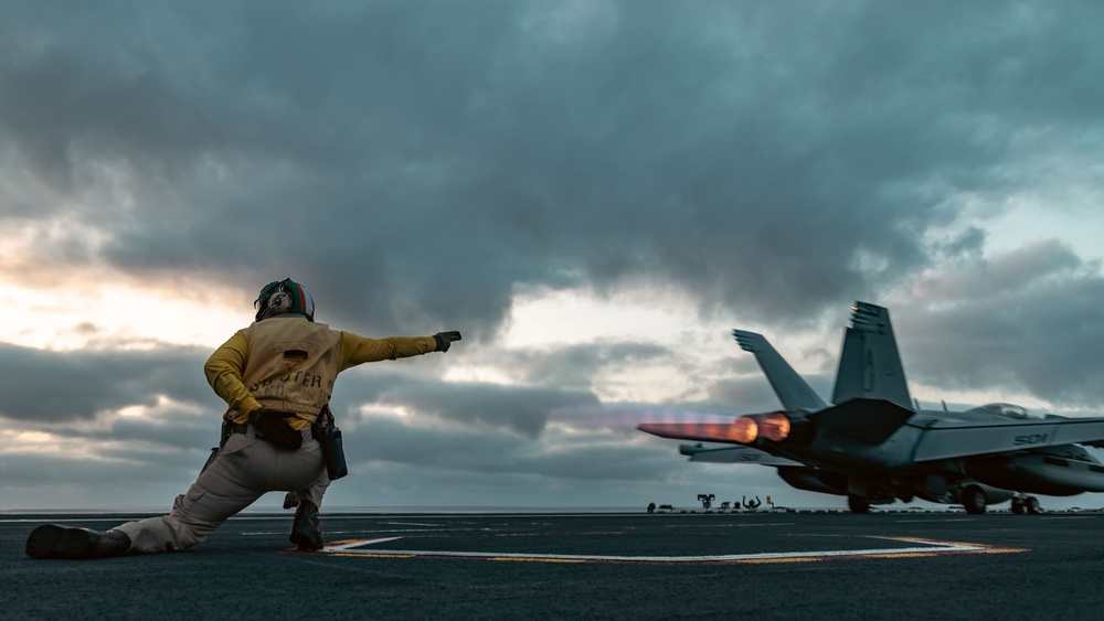 The World’s Largest Airtcraft Carrier, USS Gerald R. Ford (CVN 78) Conducts Flight Operations