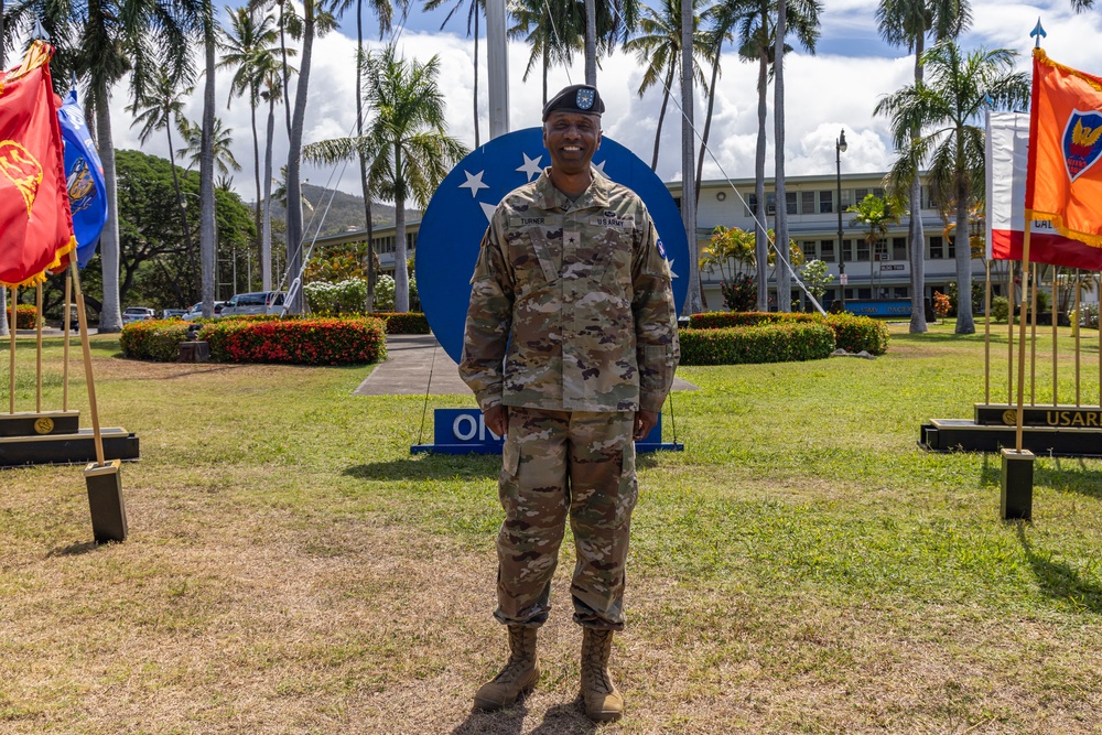 USARPAC Recognizes New CoS and G3 OIC