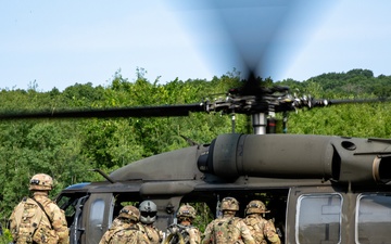 Soldiers in Global Strike 2025 during CSTX