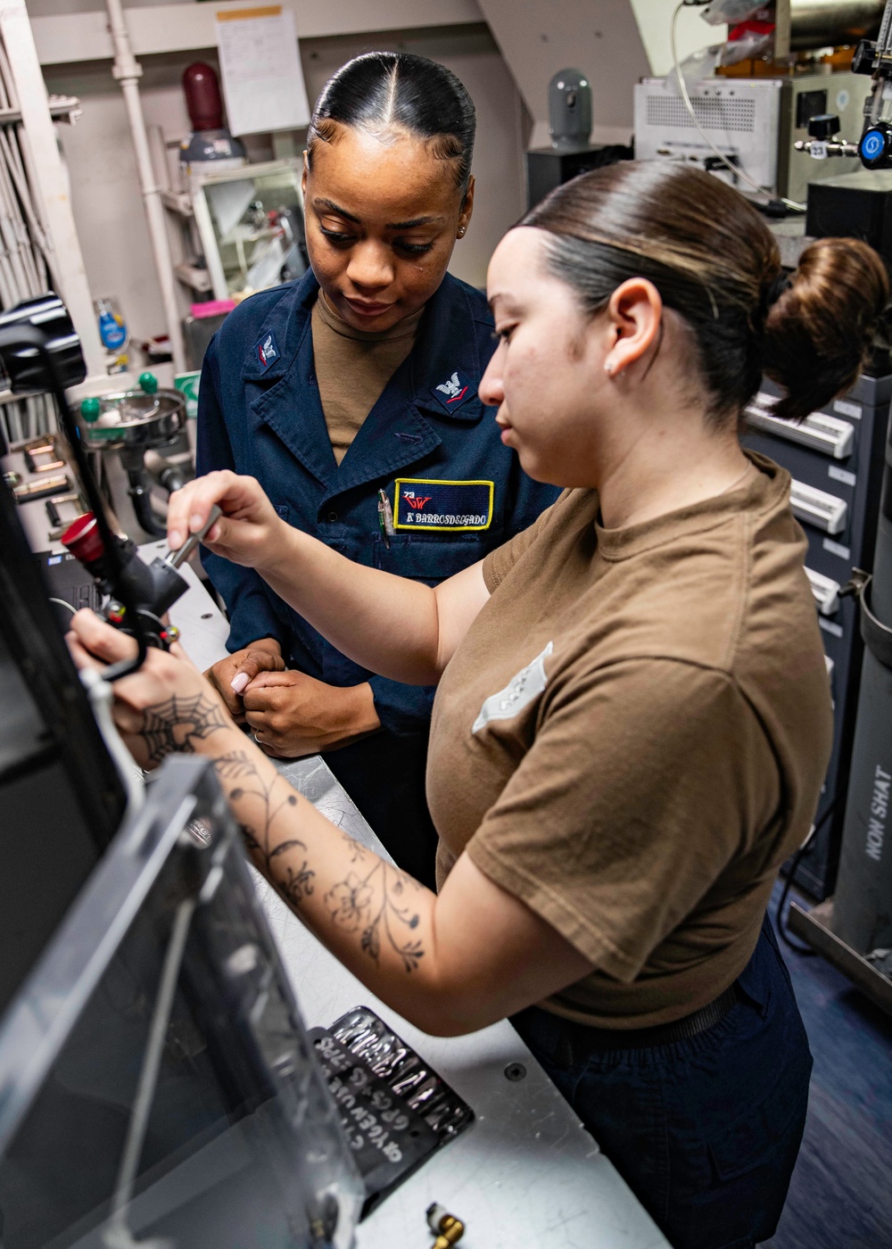 George Washington Sailors Maintain Oxygen Equipment